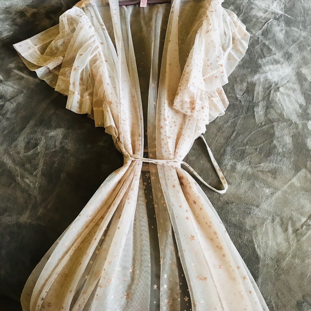 SOLD OUT VS ROBE!!! Channel Lirika Matoshi!